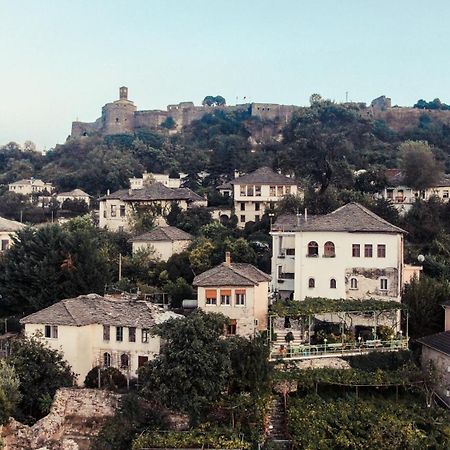 Guesthouse Arber ジロカストラ エクステリア 写真