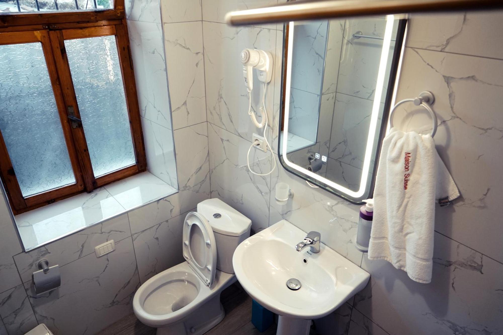 Guesthouse Arber ジロカストラ エクステリア 写真